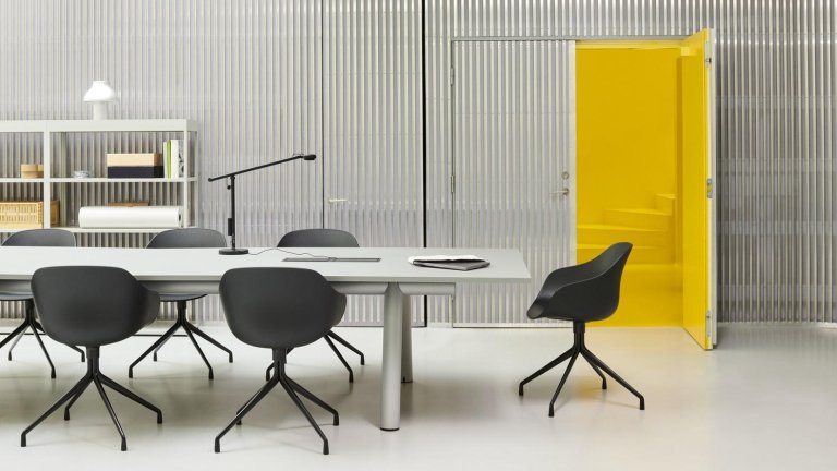 Gallery image for position 3