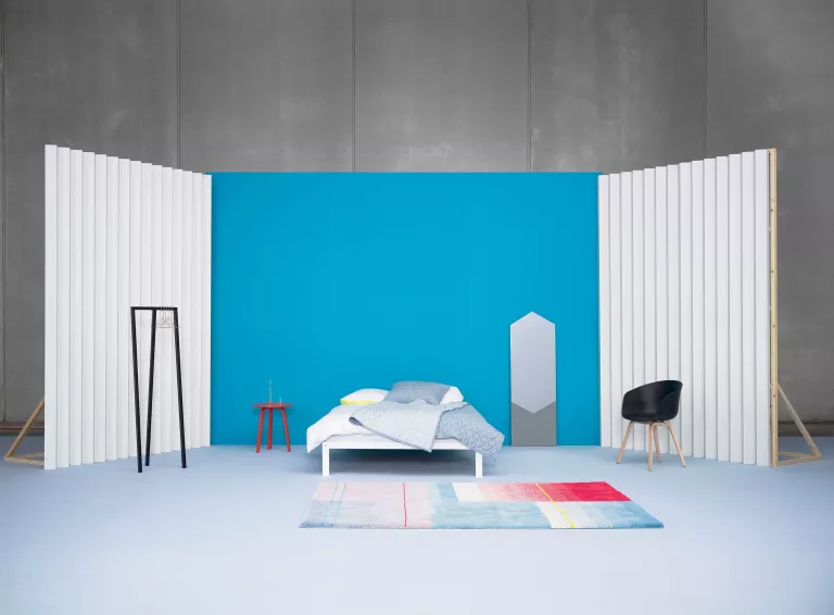 Gallery image for position 3