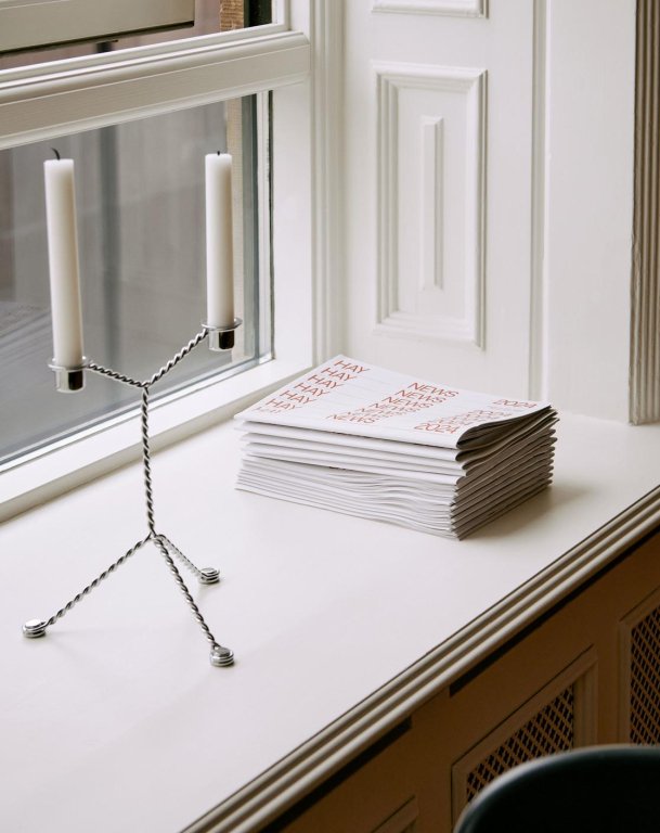 Gallery image for position 1