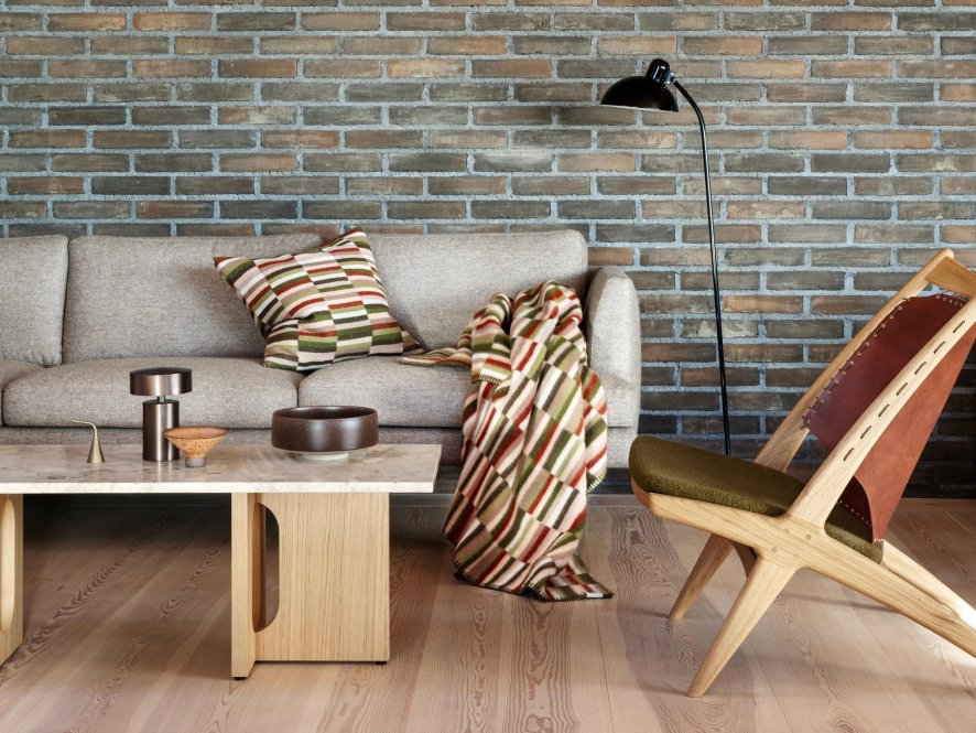 Gallery image for position 1