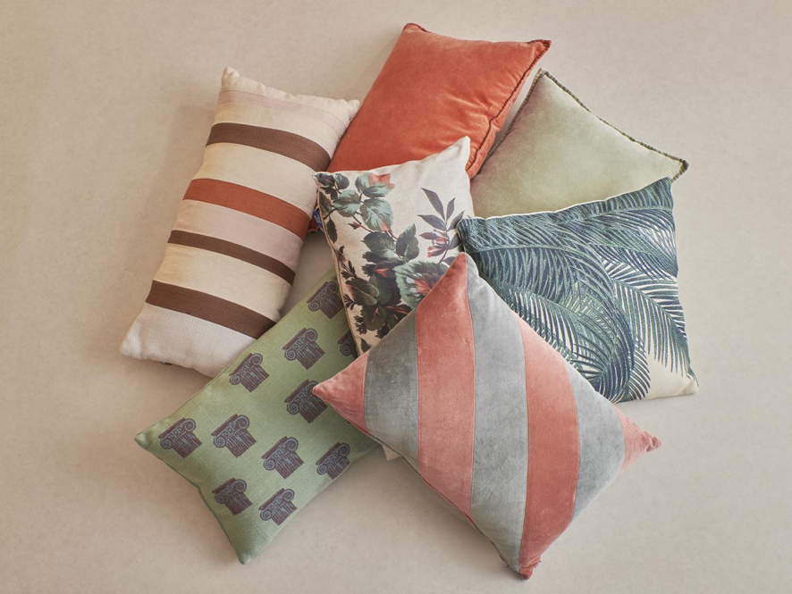 Gallery image for position 7