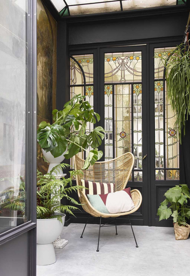 Gallery image for position 9