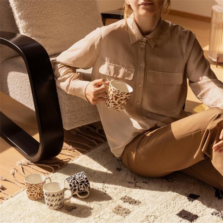 Gallery image for position 10