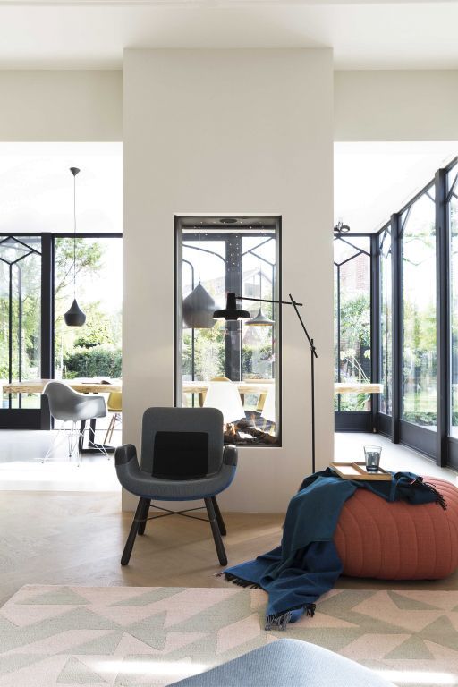 Gallery image for position 8