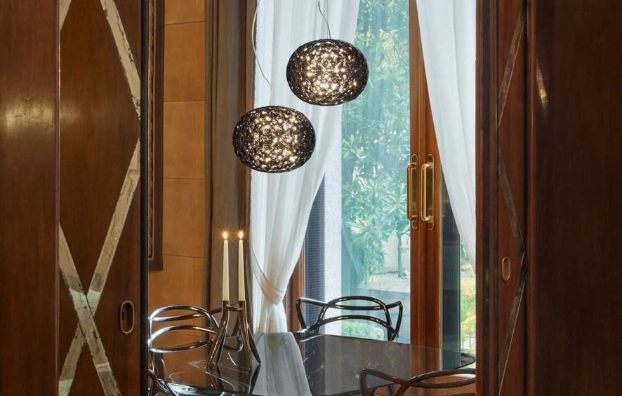 Gallery image for position 5