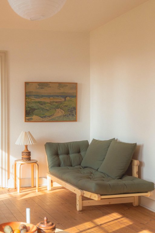 Gallery image for position 3