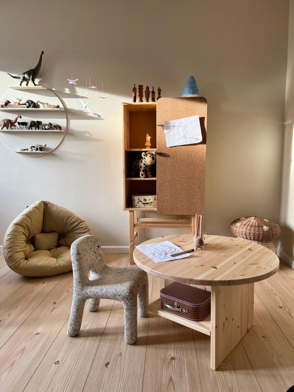 Gallery image for position 8