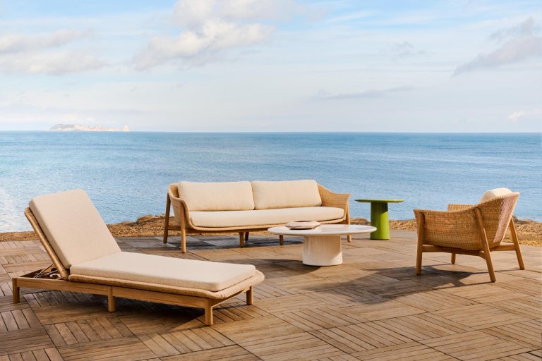 Gallery image for position 2