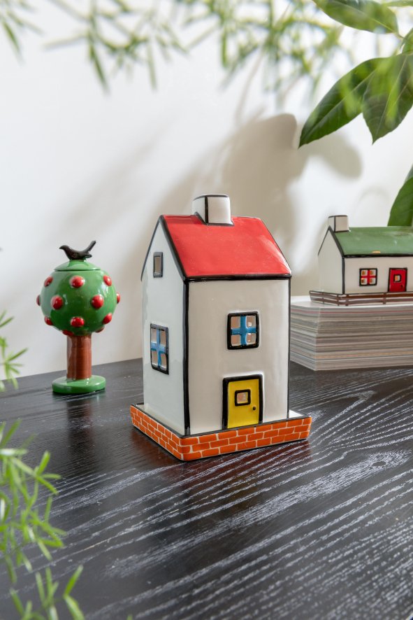 Gallery image for position 4