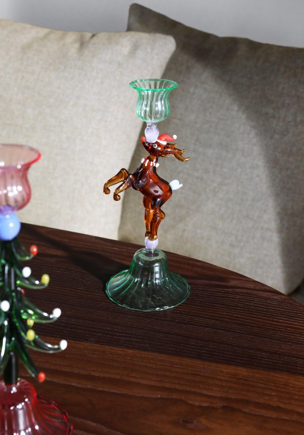 Gallery image for position 4