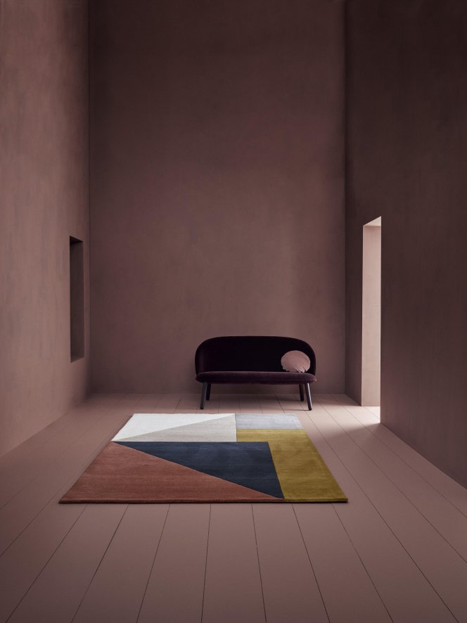 Gallery image for position 1