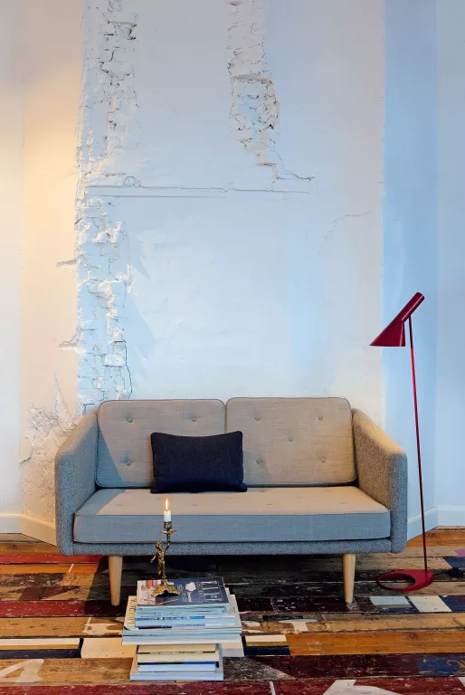 Gallery image for position 4