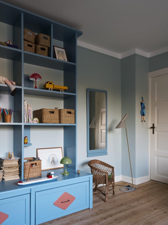 Gallery image for position 14