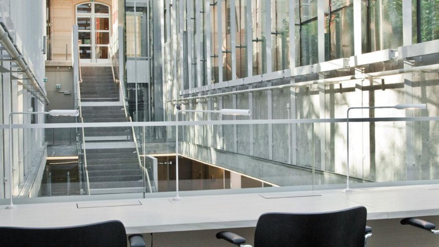 Gallery image for position 17