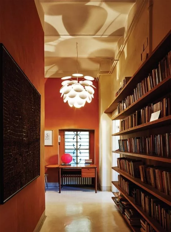Gallery image for position 5
