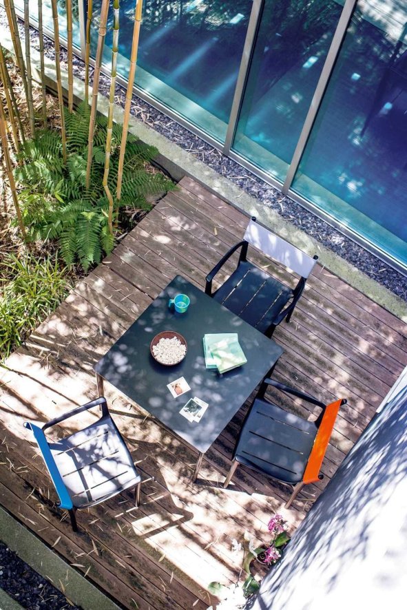 Gallery image for position 2