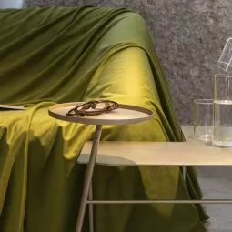 Dase bijzettafel met lamp satijn goud
