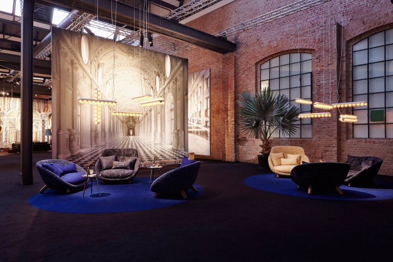 Gallery image for position 6