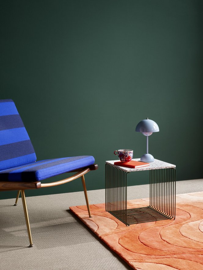 Gallery image for position 2