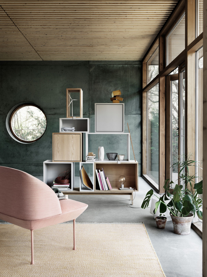 Gallery image for position 2