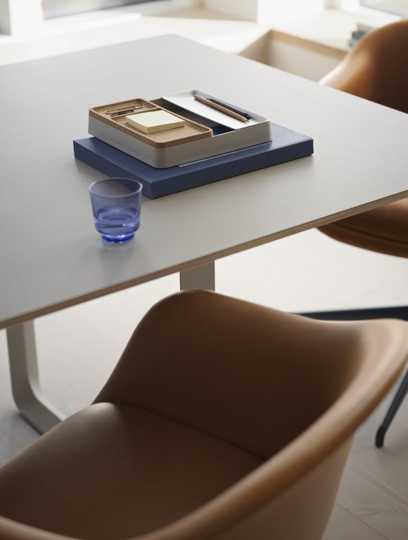 Gallery image for position 3