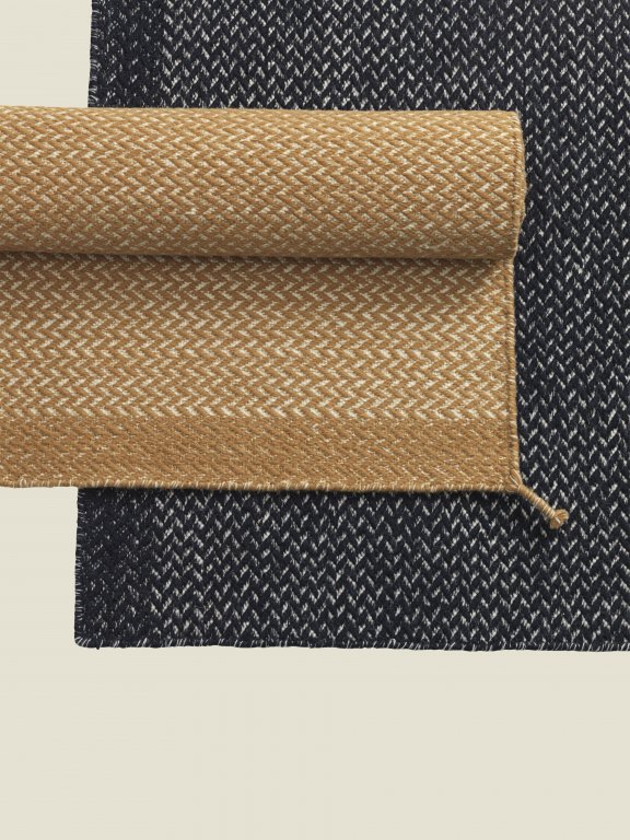 Gallery image for position 2