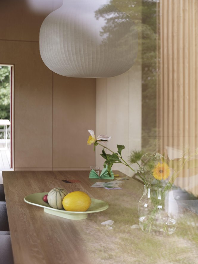 Gallery image for position 3