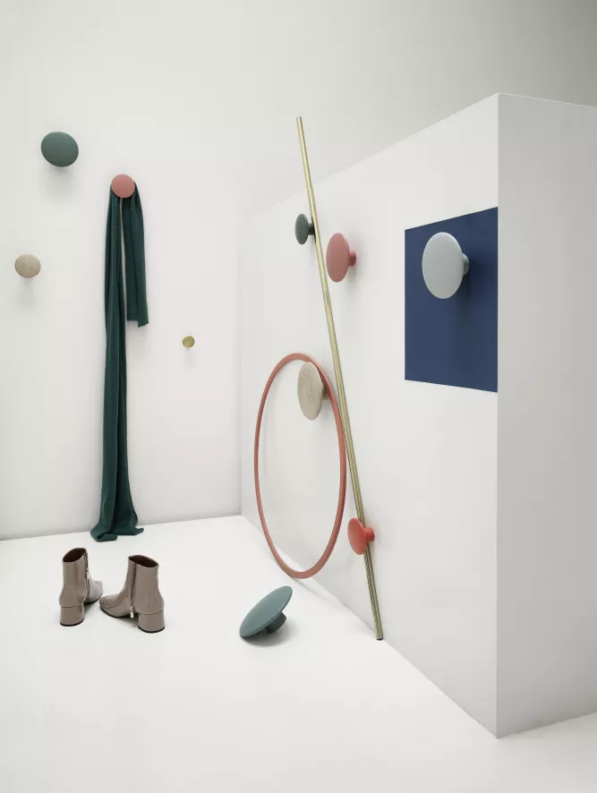 Gallery image for position 6