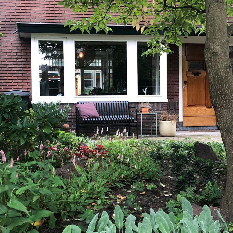 Gallery image for position 13