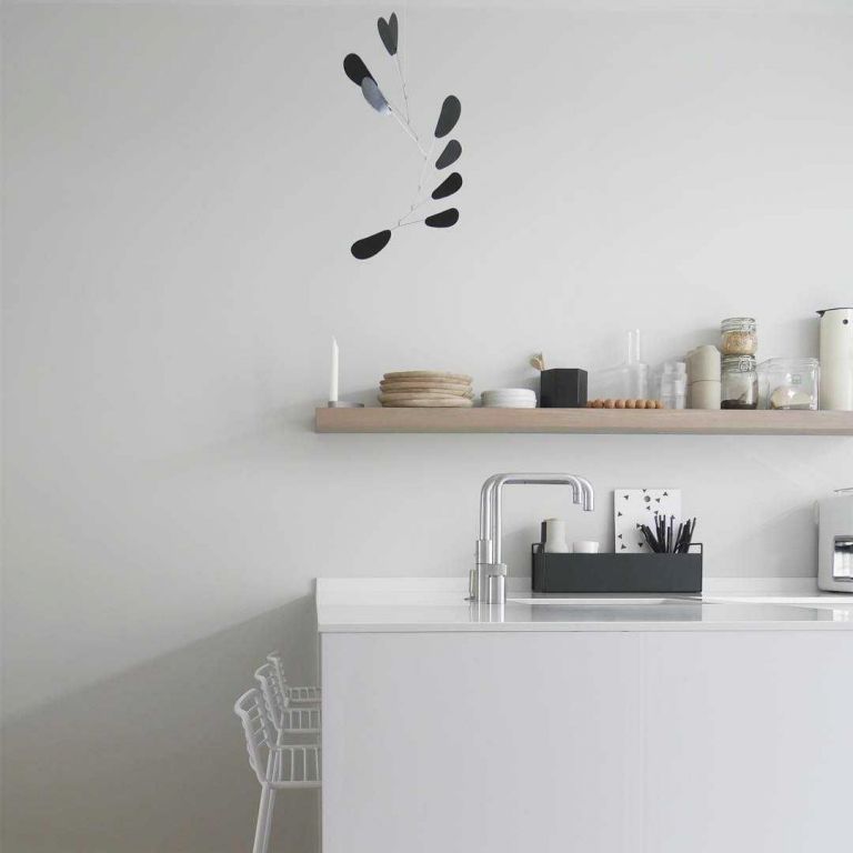 Gallery image for position 5