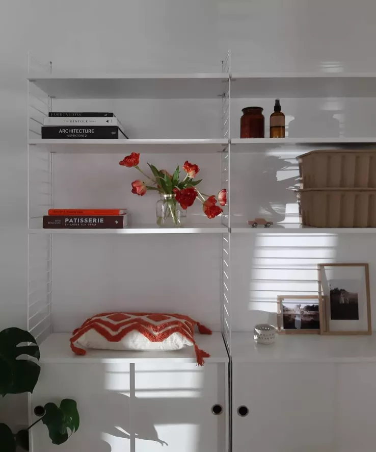 Gallery image for position 23