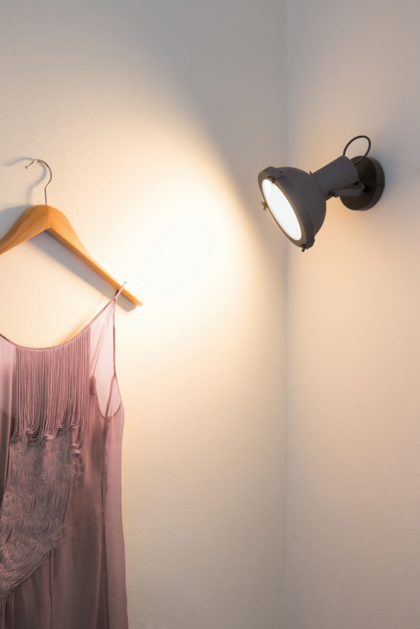 Gallery image for position 3