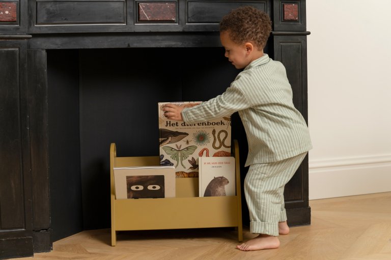 Gallery image for position 4