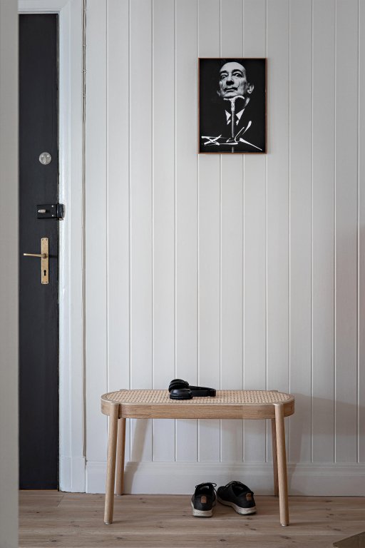 Gallery image for position 14