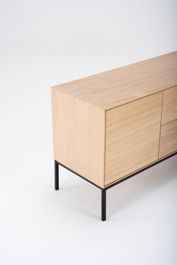 Gallery image for position 18