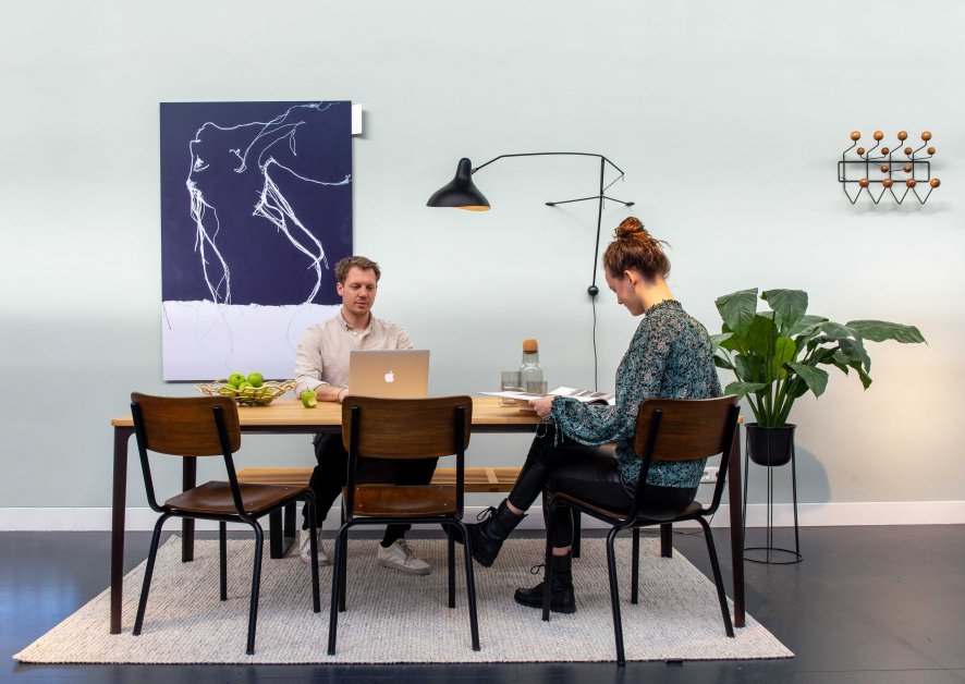 Gallery image for position 17