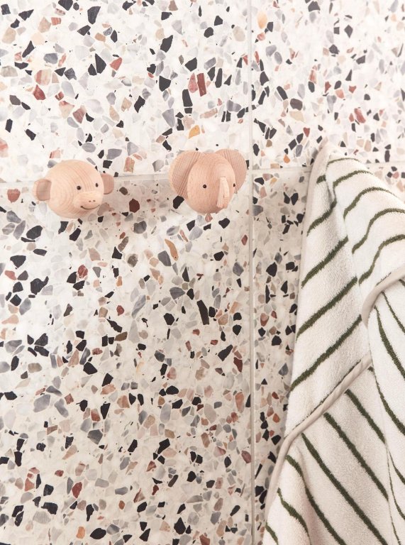 Gallery image for position 4