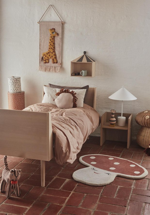 Gallery image for position 1