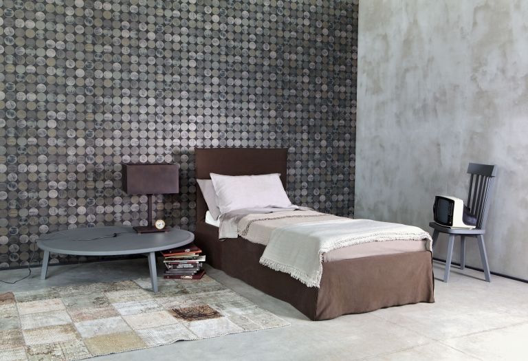 Gallery image for position 27