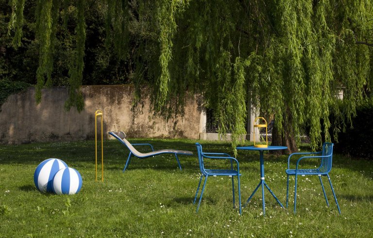 Gallery image for position 11