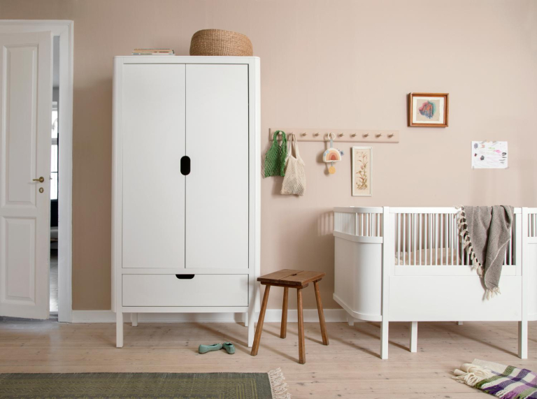 Gallery image for position 1