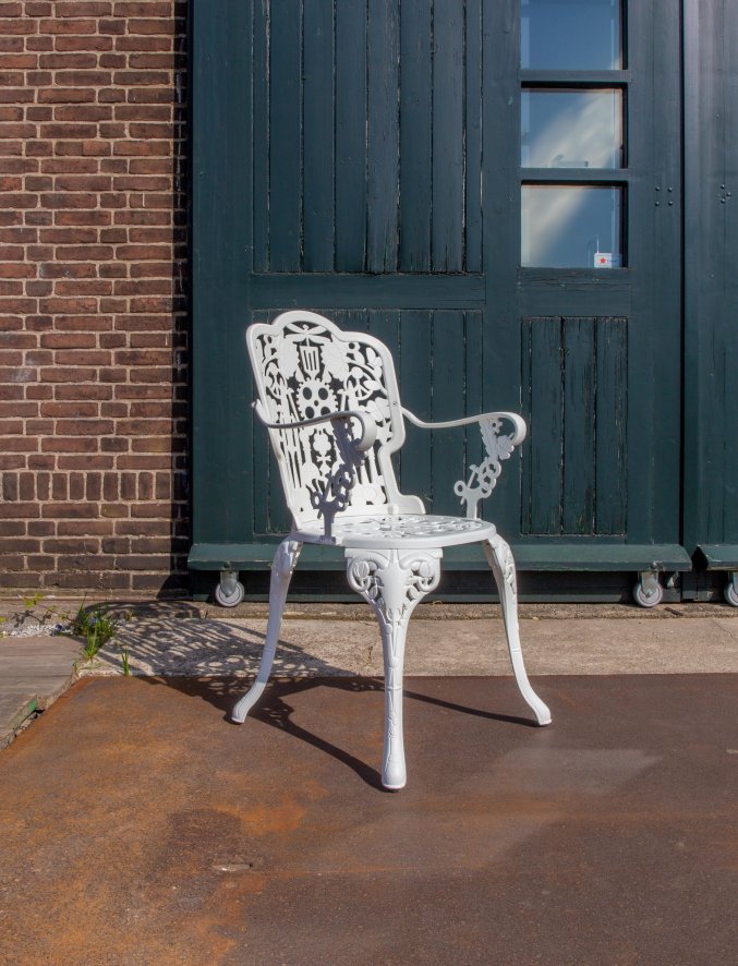 Gallery image for position 9