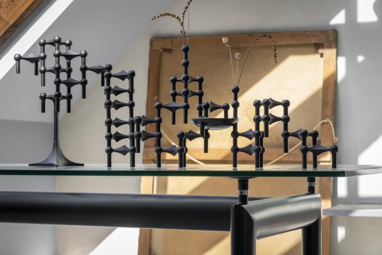 Gallery image for position 3