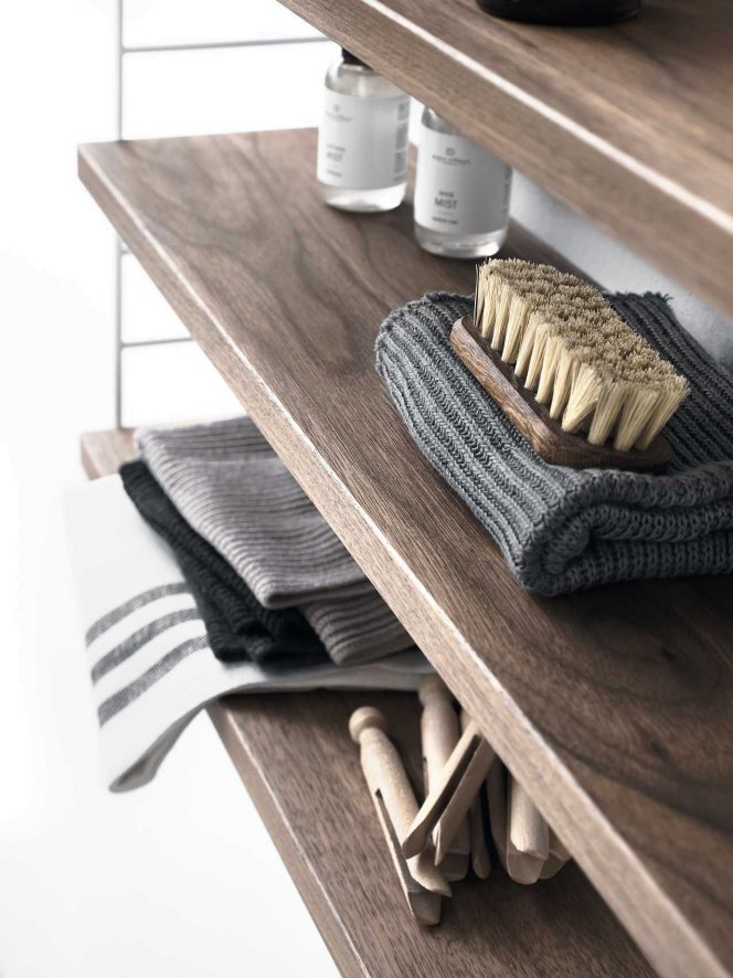 Gallery image for position 19