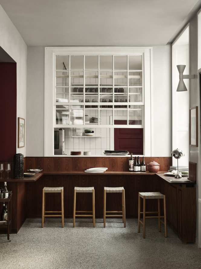 Gallery image for position 3