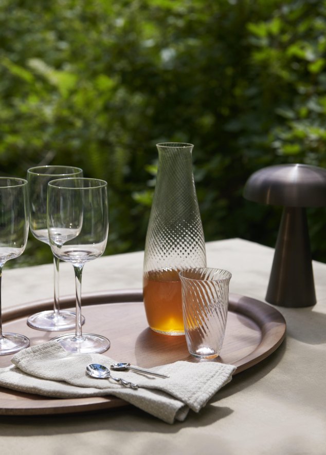 Gallery image for position 15