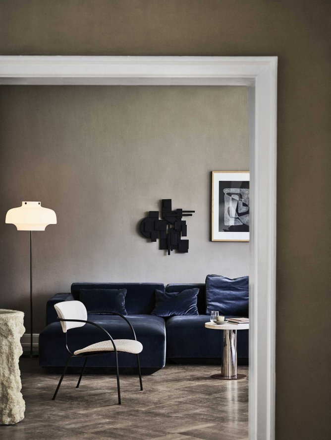 Gallery image for position 2