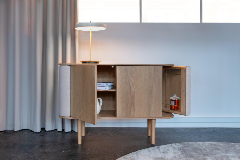 Gallery image for position 10