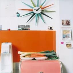 Sunburst Clock klok Ø47 rood