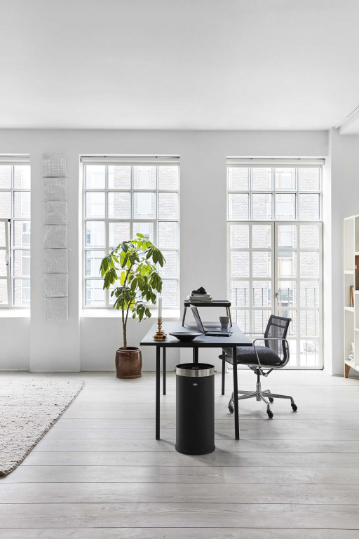 Gallery image for position 6